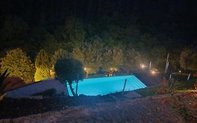 Quinta do ribeiro - refugio romântico com piscina panorâmica junto ao Geres